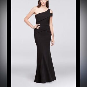 BCBGMaxAzria Elegant Black One-Shoulder Dress